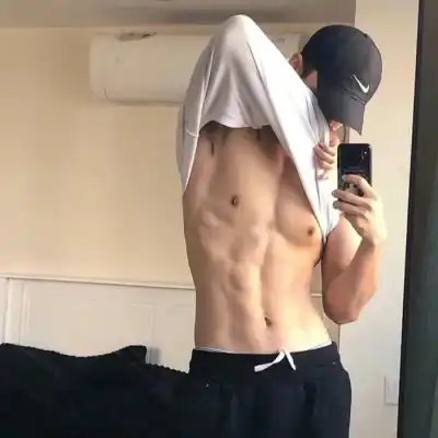 毛怡